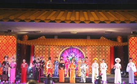 Lộ diện hoa khôi Big C Việt Nam 2012 tài sắc vẹn toàn