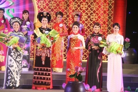 Lộ diện hoa khôi Big C Việt Nam 2012 tài sắc vẹn toàn