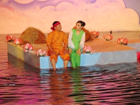 Nghệ sĩ hội tụ trong đêm “Thiên hạ thái bình” trên sông nước - 10 Nghệ sĩ hội tụ trong đêm “Thiên hạ thái bình” trên sông nước