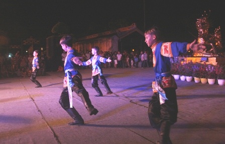 Các “nhóc tì” Nga nhảy múa dễ thương trong đêm diễn cuối Festival Huế 