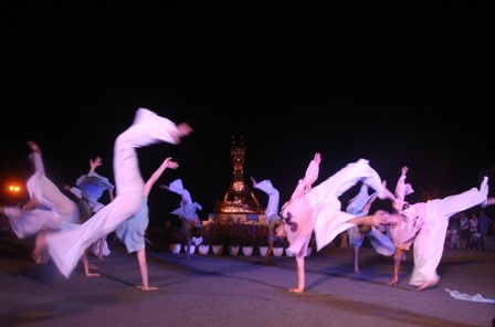 Các “nhóc tì” Nga nhảy múa dễ thương trong đêm diễn cuối Festival Huế 