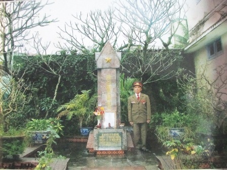 Câu chuyện về ông thương binh 80 tuổi đạp xích lô mưu sinh - 2 Câu chuyện về ông thương binh 80 tuổi đạp xích lô mưu sinh - 2