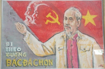 Xem bộ ký họa chân thực của họa sĩ Lê Duy Ứng