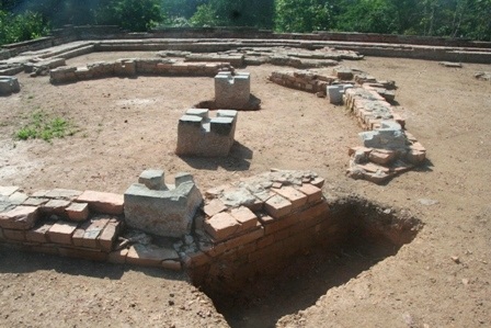 Khai quật đài thiên văn cổ duy nhất còn lại ở Việt Nam - 11 Khai quật đài thiên văn cổ duy nhất còn lại ở Việt Nam