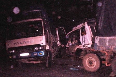 Hiện trường vụ tai nạn do xe tải bị tụt đèo vào tối 9/8