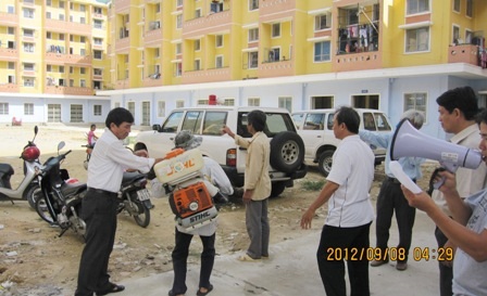 Cận cảnh các con kiến ba khoang được người dân Huế bắt được