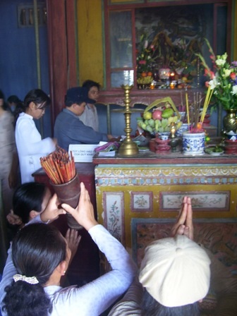 Và xin xăm may mắn