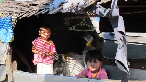 Bữa cơm của gia đình anh Toan