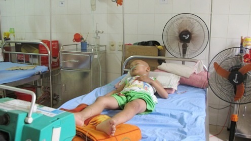 Trung Thu đến quá muộn với các trẻ em vạn đò Huế