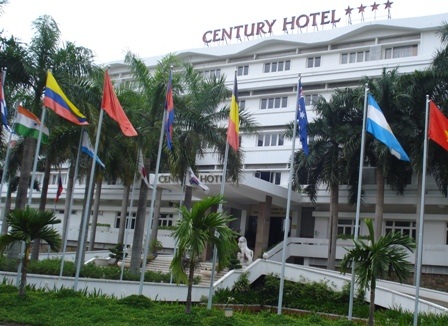 Kéo đến đám cưới để đòi nợ mẹ cô dâu