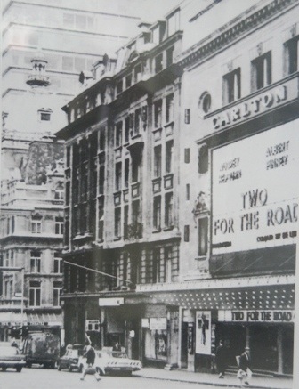 st1\:*{behavior:url(#ieooui) }