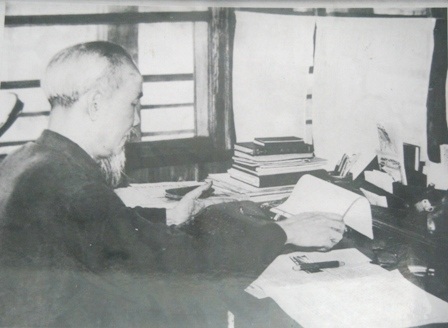 st1\:*{behavior:url(#ieooui) }