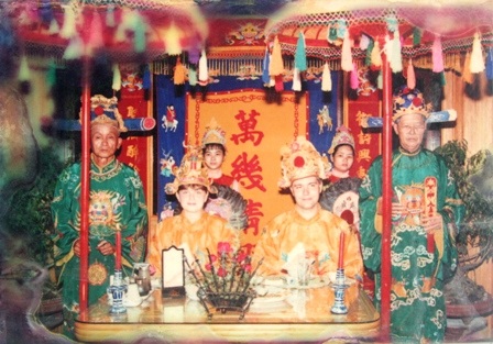 Đám tang mệ trong căn nhà cấp 4