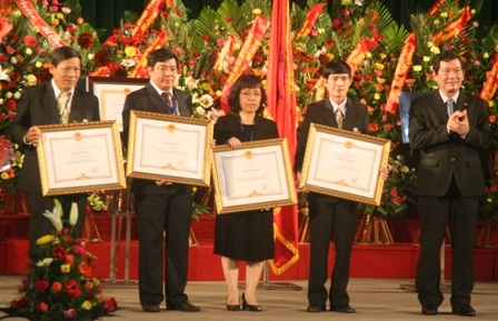 3 cá nhân và 1 khoa của trường được nhận bằng khen của Thủ tướng Chính phủ.