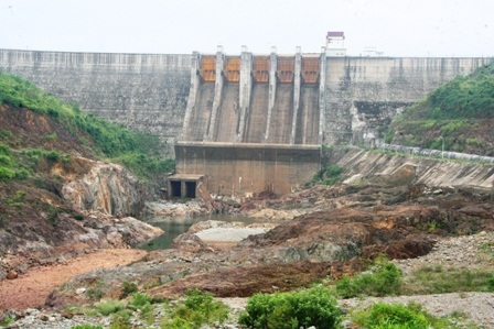 Dòng sông khô cạn