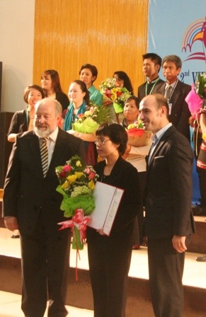 Các đoàn của Việt Nam nhận giải