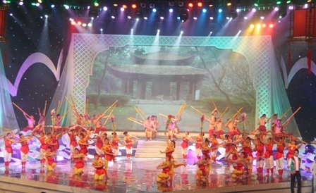 Ký ức hùng thiêng mô tả thời kỳ dựng nước, giữ nước của cha ông