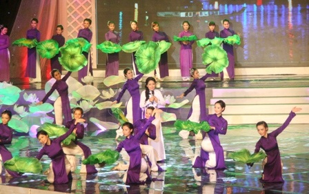 Vang mãi bài ca bên thành cổ Quảng Trị