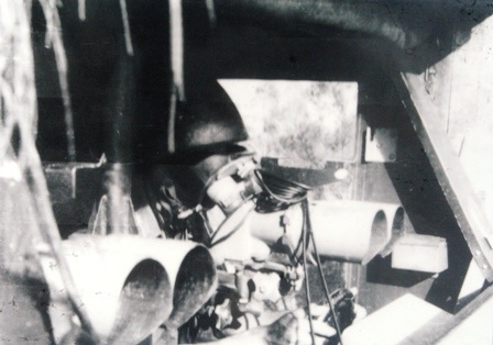 Trong điều kiện Ra-đa, tên lửa bị nhiễu nặng, việc sử dụng kính ngắm quang học có tác dụng tích cực