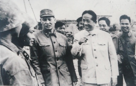 Quân dân thủ đô khắc phục hậu quả chiến tranh