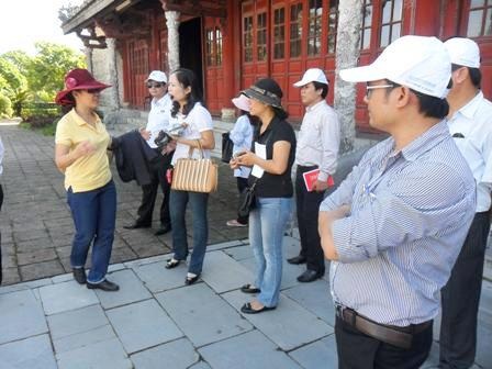 HDV trong di tích vẫn chưa mặn mà lắm với du khách