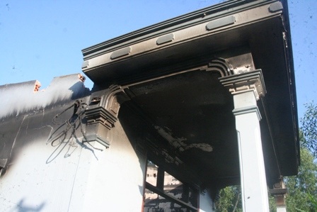 Phần mái nhà trên