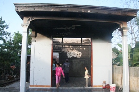 Căn nhà bị cháy sạch sành sanh