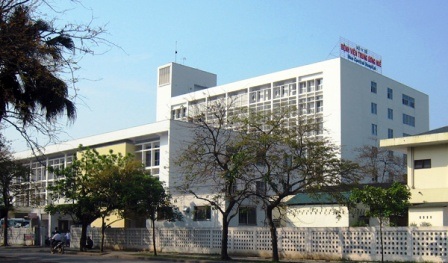 Trốn truy nã trong bệnh viện - 1 BV Trung ương Huế, nơi tên Anh vào ẩn nấp vì có rất đông người bệnh