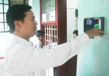 Phòng nào rộng thì được lắp 2 camera để tiện theo dõi.