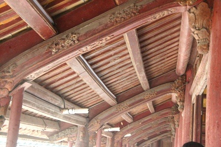 Bộ vì kèo chạm trổ công phu