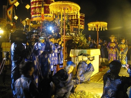 Phút nghiêm trang, tưởng nhớ về tiền nhân đã có công dựng đất, mở cõi