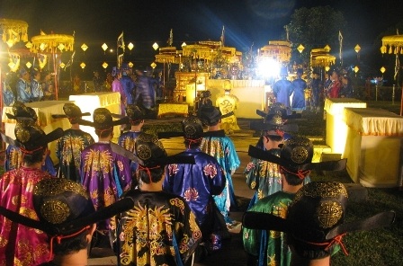 Phút nghiêm trang, tưởng nhớ về tiền nhân đã có công dựng đất, mở cõi