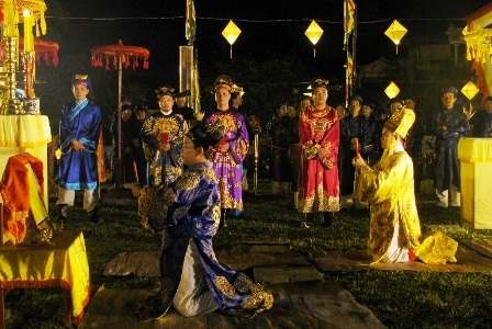 Phút nghiêm trang, tưởng nhớ về tiền nhân đã có công dựng đất, mở cõi