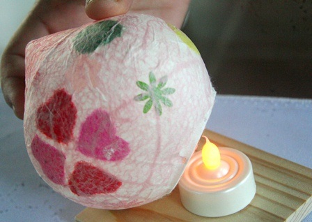 Và dùng làm đèn ngủ nhỏ rất xinh xắn