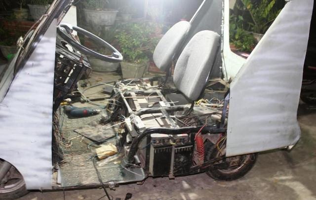 "Ôtô điện" làm từ đồ phế thải - 5 Những hình ảnh ban đầu của chiếc xe điện