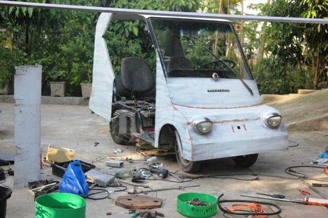 "Ôtô điện" làm từ đồ phế thải - 6 Chiếc xe điện thành hình