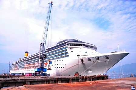 Siêu tàu du lịch Costa Atlantica lần đầu tiên đến Việt Nam - 3 Cận cảnh siêu tàu du lịch đến từ nước Ý