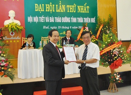 Ra mắt Hội Nội tiết và Đái tháo đường tỉnh TT-Huế - 3 Ra mắt Hội Nội tiết và Đái tháo đường tỉnh TT-Huế