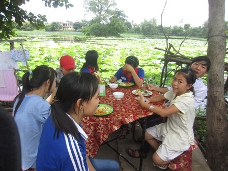 Thừa Thiên - Huế: 10.000 chỗ trọ và 13.000 phần cơm chay tiếp sức sĩ tử - 2 Thừa Thiên - Huế: 10.000 chỗ trọ và 13.000 phần cơm chay tiếp sức sĩ tử