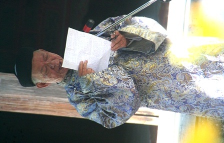 400 năm ngày mất vị chúa Nguyễn đầu tiên có công mở cõi - 2 Rất đông người đến dự lễ kỷ niệm 400 năm ngày mất chúa Tiên Nguyễn Hoàng