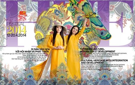 Hoa khôi áo dài trở thành gương mặt đại diện Festival Huế 2014