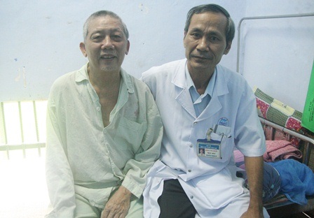 Điều trị lành tổn thương do ung thư da đầu diện rộng 10 năm hiếm gặp