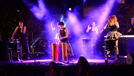 Vũ nhạc đa phong cách Israel góp mặt Festival Huế 2014 - 1 Nhóm vũ nhạc Tararam từ Israel sẽ sang Huế biểu diễn lần đầu tại Festival Huế 2014