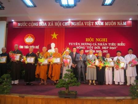 Các chức sắc, tín đồ tôn giáo được tuyên dương