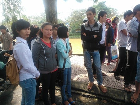 Các bạn học cùng trường bàng hoàng trước tai nạn của em My