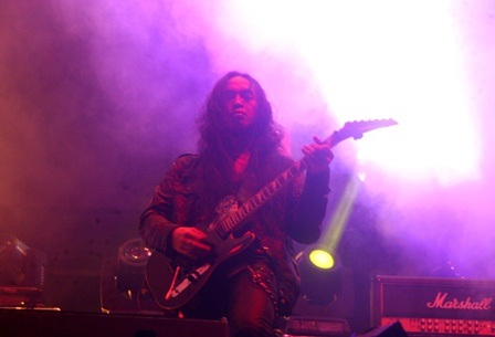 10.000 khán giả Huế bị “đốt cháy” bởi Rockstorm - 8 Guitarist đầy lãng tử của Black Infinity