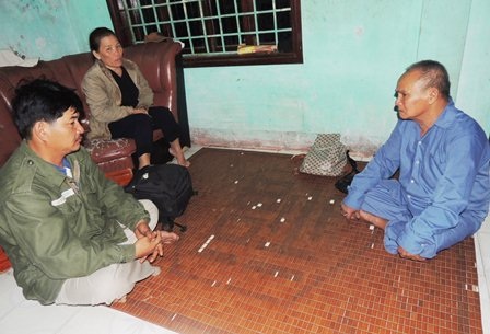 Ngư dân duy nhất sống sót kể lại vụ chìm tàu làm 4 người chết - 2 So với các bạn tàu, ông Hiền là người may mắn nhưng ông vẫn thấy buồn khôn tả