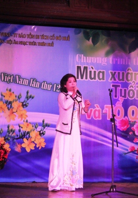 Xứ Huế đắm mình trong đêm thơ Nguyên Tiêu - 5 Nghệ sĩ Bạch Hạc cùng bài thơ “Nguyên Tiêu”