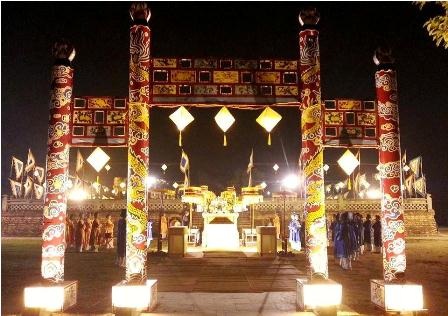 Tái hiện lễ tế Đàn thờ thần Đất, thần Lúa vào rạng sáng - 2 Đàn Xã Tắc