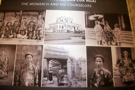 Các vị quan cố vấn cho vua